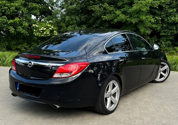 Opel Insignia cena 30700 przebieg: 180000, rok produkcji 2009 z Zwoleń małe 232